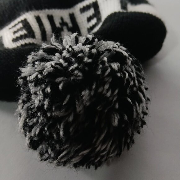 Mario Lemieux Hat Knit Beanie Pittsburgh Penguins Pom Pom Boggin NHL Hockey USA - Picture 11 of 11